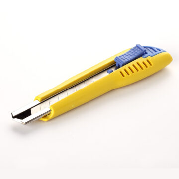 Cutter Plastic